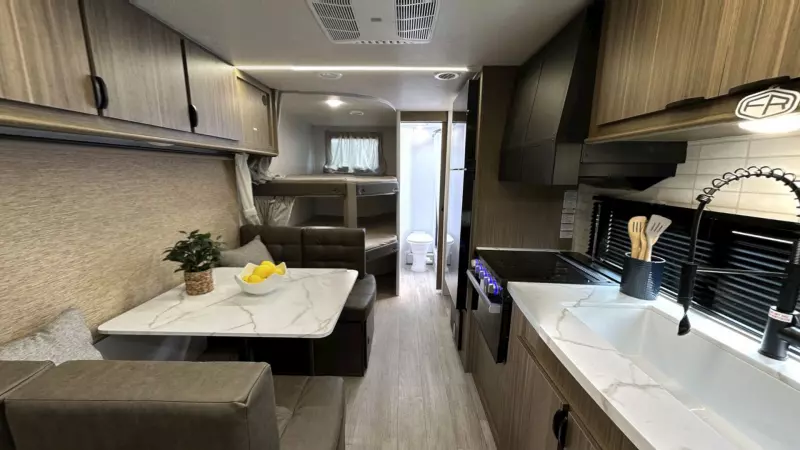 19DBXL Floorplan Main Room