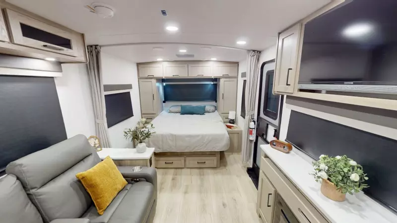 25FBT Floorplan Main Room